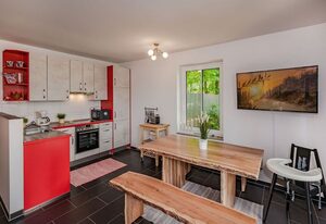 Ferienhaus Kontraste 4m – Haus Kontraste 4m - familiäre Doppelhaushälfte mit Sauna & Kamin