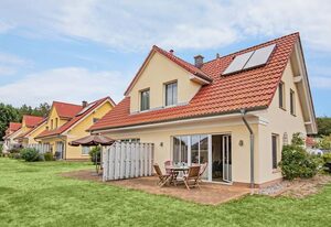 Ferienhaus Angela 1 – Gemütliches Ferienhaus im Grünen – mit Kamin, Garten & Seenähe