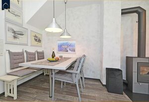 Ferienhaus Waldhaus 6 – Gemütliches Ferienhaus in Korswandt mit Garten, nahe See & Strand