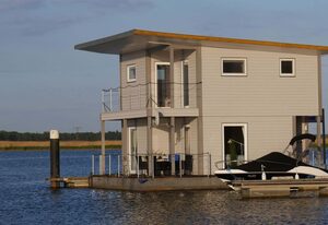 Floating Houses - "schwimmende Ferienhäuser" in Kröslin - Haus 3