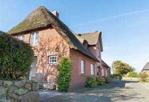 Reethus Glücklicher Matthias Hausteil Uasterlun – "Entspannte Tage im Reethus Glücklicher Matthias: Ihr Urlaub in Oldsum!"