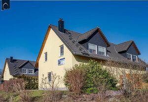 Ferienhaus Golfblick – Modernes Ferienhaus in Korswandt am See mit großem Garten und Kamin
