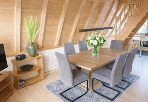 Komfortabeles Finnhuetten Ferienhaus im Fischerdorf Freest