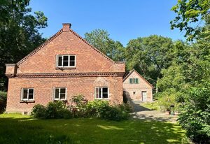 Kutscherhaus am Herrenhaus Bauer – Ferienwohnung Kutscherhaus für bis zu 4 Personen OG