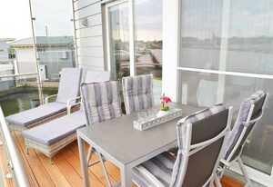 07. Floating-Houses (105 m²) Poseidon – Floating-House Nr. 10 mit Kamin und Haustier