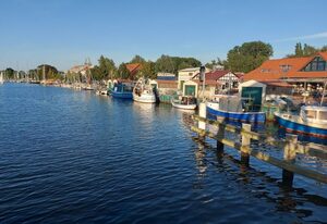 Hochwertiges Fischerhuus mit Terrasse und Grill