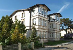 (Brise) Villa Vineta Ahlbeck App. 02