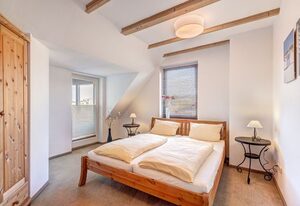 Ferienwohung Kira – Ferienwohnung Kira in Ahlbeck: 3 Schlafzimmer, Balkon & nur 400 m zum Sandstrand