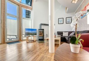 Ferienwohung Kira – Ferienwohnung Kira in Ahlbeck: 3 Schlafzimmer, Balkon & nur 400 m zum Sandstrand
