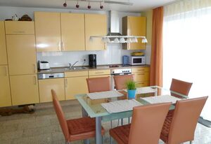 Villa Florenz, Doppelhaus, gesamtes EG, sep. Eingang – Villa Florenz Erdgeschoss