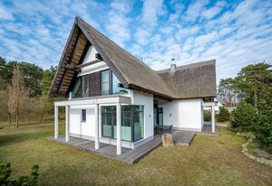 Ostseeland – Komfortables, großes Ferienhaus in Karlshagen mit Sauna in Strandnähe