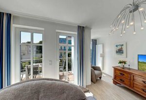 Villa Lara, STRANDNAH, teilw. SEEBLICK – Villa Lara Whg. 2, STRANDNAH, SÜDTERRASSE, FAHRSTUHL