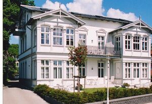 Villa Baroni BF nur **200m vom Ostseestrand entfernt** – Villa Baroni Whg. 4