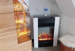 FEWO SEGELHAFENIDYLL, direkte u. ruhige Wasserlage, WLAN – Ferienwohnung Segelhafenidyll