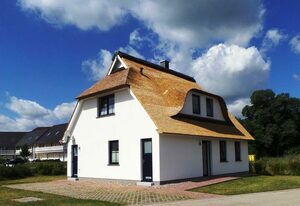 Ferienhaus Tobias in Karlshagen mit Kamin und Sauna