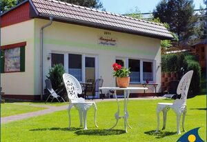 Haus Kiefernduene Bungalow links – + Bungalow links
