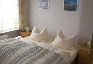 Ostsee Bungalow mit Kamin & Terrasse – Bungalow Räuberkuhle