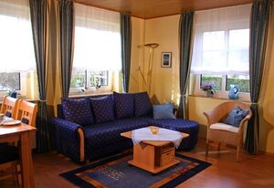 Nis Puk _FW Habel (EG) – Ferienwohnung in Utersum: 50 m² mit Terrasse, Strandnah (500 m)
