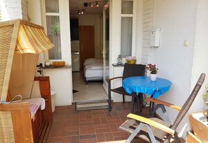 Villa Romantica App., überd. Terrasse, Strandkorb, Liegen – Villa Romantica Appartement