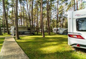 Urlaub im Wohnwagen - mitten im Wald – Wohnwagen 07
