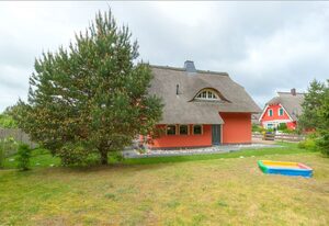 Stubbenfelde, Reetdachhaus Seeblick