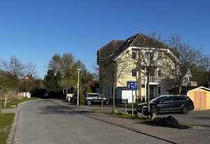 Bernsteinhaus Whg. 1, strandnah mit Kamin und WLAN