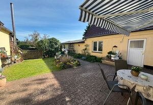 Fewo Mölschow auf Usedom mit einem Garten und W-Lan – Ferienwohnung