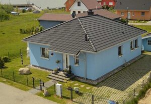 Ferienhaus Das blaue Haus am Peenestrom – Ferienhaus Das blaue Haus-2 SZ bis max. 6 Pers. und 2 Babys