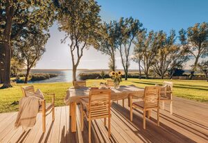 Watermark Usedom - Premium Ferienhaus direkt am Wasser mit eigener Badestelle - Haus Welle