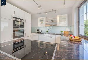 Ferienhaus Sonnendeck – Geräumiges Ferienhaus in Ückeritz mit Sauna, Garten und viel Platz für 12 Gäste