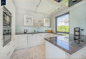 Ferienhaus Sonnendeck – Geräumiges Ferienhaus in Ückeritz mit Sauna, Garten und viel Platz für 12 Gäste