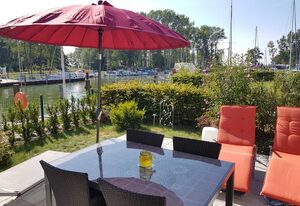 Kapitänsresidenz - Haus direkt am Wasser - 2 Bäder - WLAN – Kapitänsresidenz Stagnieß