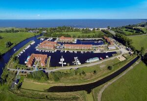 Schöne Ferienwohnung an der Ostsee mit Blick auf Yachthafen – Ferienwohnung in Lagunenstadt