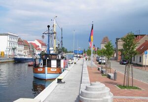 Schöne Ferienwohnung an der Ostsee mit Blick auf Yachthafen – Ferienwohnung in Lagunenstadt