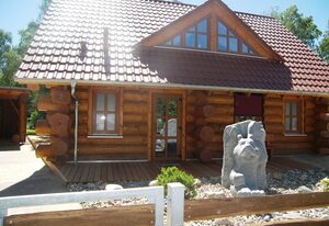 Naturstamm Ferienhaus – Sunrise