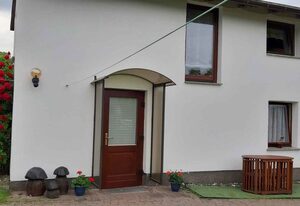 Ferienhaus mit Kinderschaukel und Grillmöglichkeit