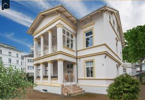 Villa Seeland – Moderne Ferienwohnung in Heringsdorf mit großzügigem Platz – nur 200 m vom Strand!