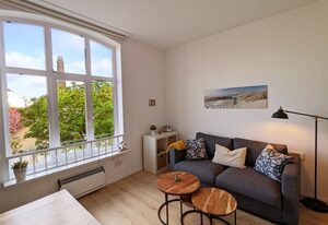 Strandstraße – Komfortable, ruhige und zentral gelegene Ferienwohnung Seeschwalbe auf Borkum