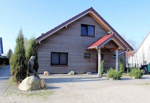 Ferienhaus komfortabel mit Infrarotkabine und Garten