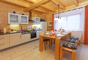 Ferienhaus komfortabel mit Infrarotkabine und Garten