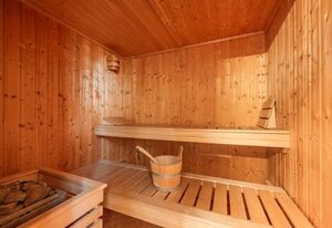 Ferienhaus "Ferien am Haff" – Freistehendes Ferienhaus mit Sauna & Kamin, ruhig gelegen im Grünen
