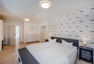 Villa Doris – Moderne Ferienwohnung in Heringsdorf mit Terrasse, nur 1000 m vom Strand entfernt