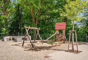Villa Doris – Moderne Ferienwohnung in Heringsdorf mit Terrasse, nur 1000 m vom Strand entfernt
