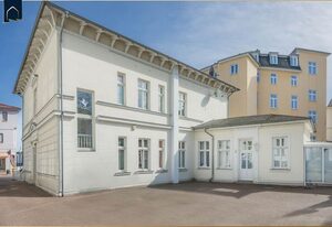 Villa Westfalia – Moderne Ferienwohnung in Heringsdorf mit Meerblick & Balkon – 150 m zum Strand