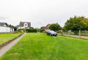 Bungalow 8