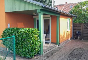 kleines Ferienhaus am Feldrand