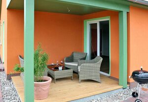 kleines Ferienhaus am Feldrand