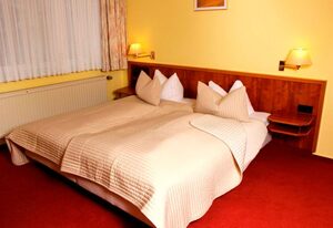 Brocki' s Hotel Stadt Hamburg – Doppelzimmer