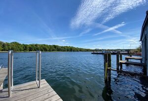 kleine Ferienwohnung direkt am See – Ferienwohnung Zitteraal