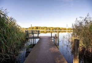 Ferienhaus Haus am See mit Wassergrundstück